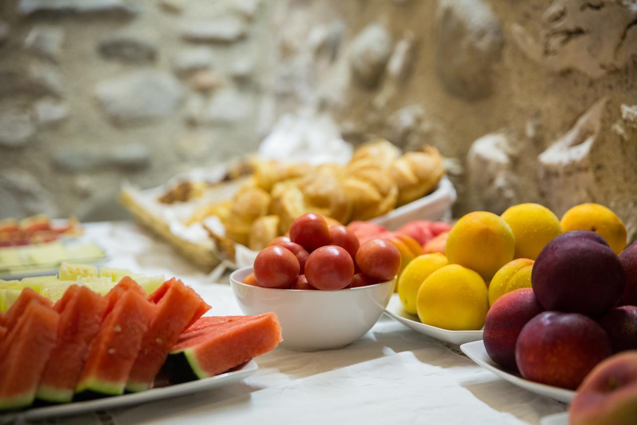 Hotel Historic Girona Luaran gambar