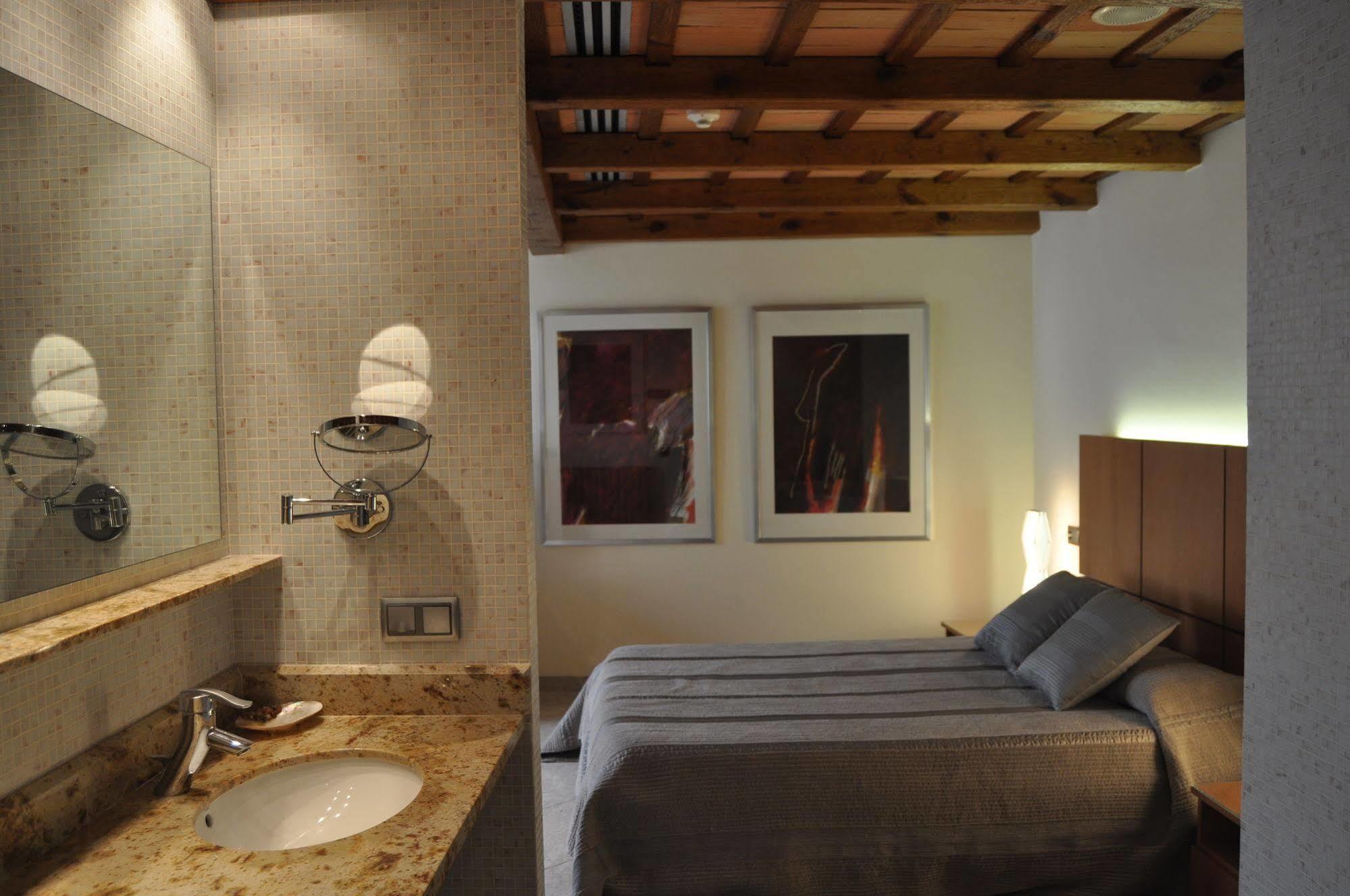 Hotel Historic Girona Luaran gambar