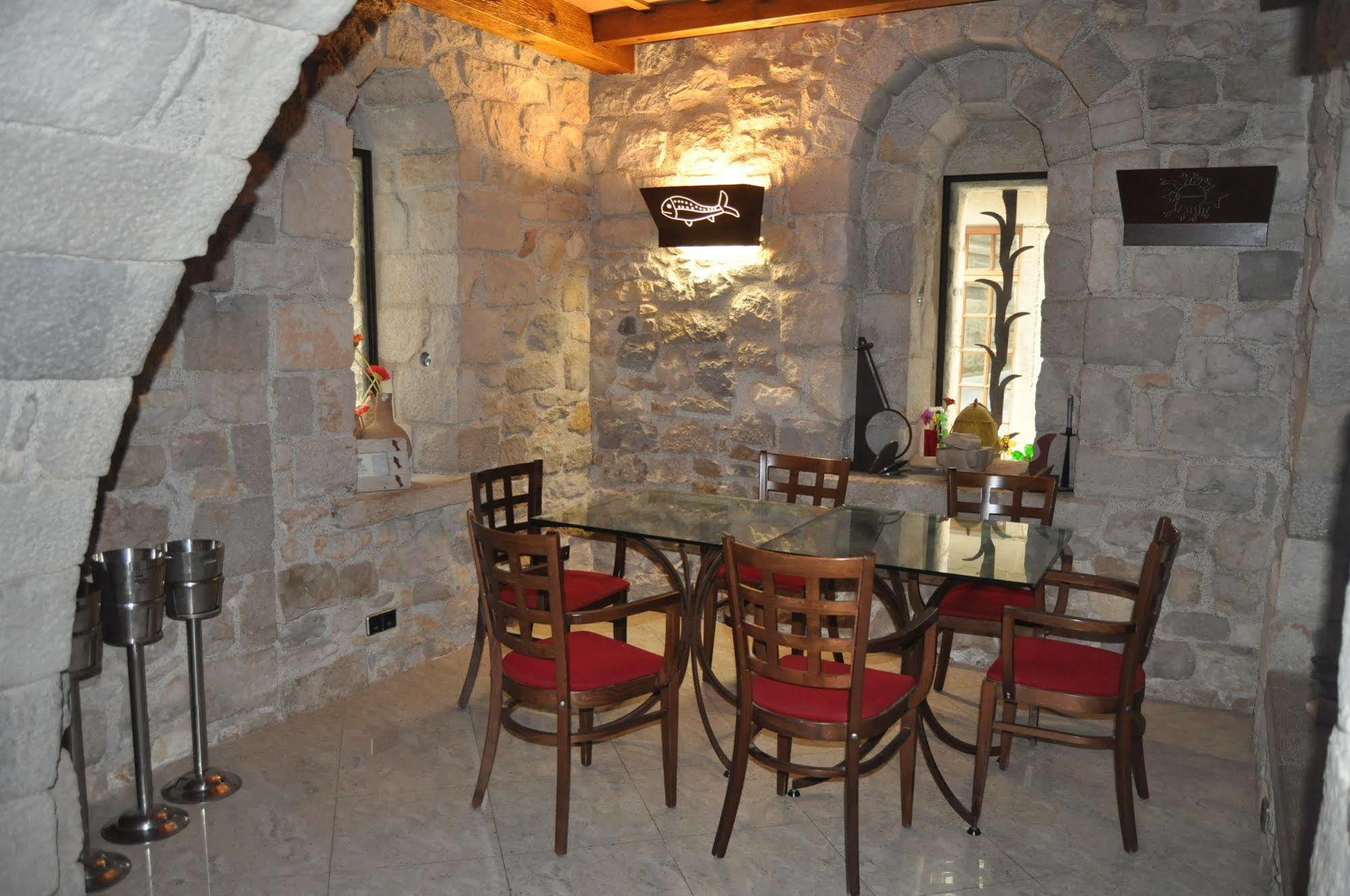 Hotel Historic Girona Luaran gambar